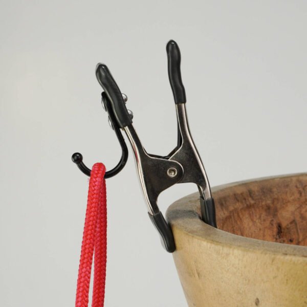 Speedy rope threading tool - clamp hook clip